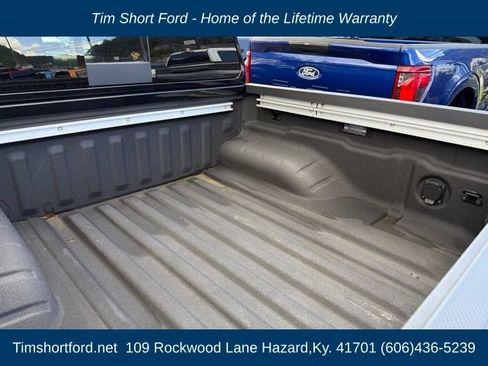 Used 2025 Nissan Frontier PRO-4X w/ Pro Convenience Package AWD/4WD image 8