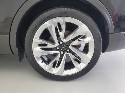 Used 2017 Lincoln MKX Black Label w/ Driver Assistance Package image 12