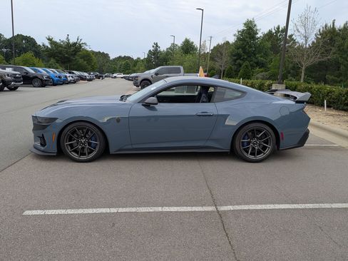 Certified 2024 Ford Mustang Dark Horse w/ Dark Horse Handlin Package RWD image 7