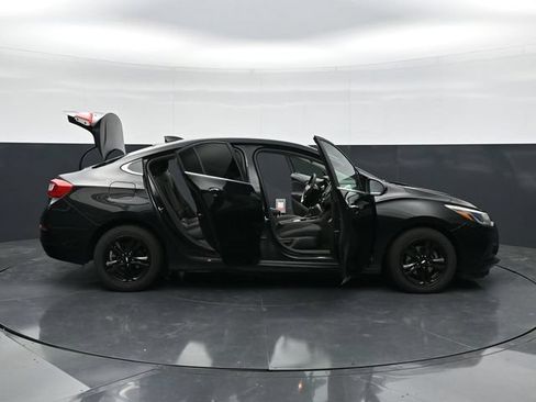 Used 2016 Chevrolet Cruze LT w/ LT Convenience Package FWD image 46