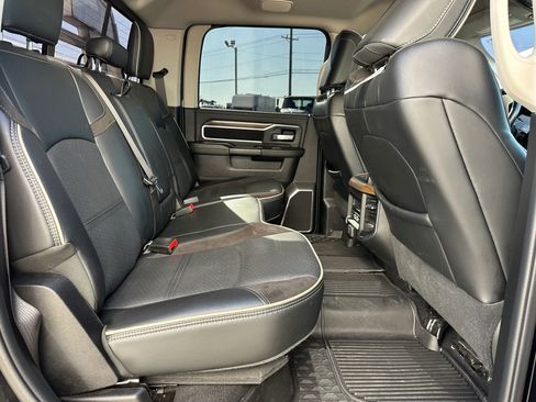 Used 2024 RAM 4500 Laramie AWD/4WD image 33