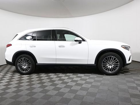 Certified 2026 Mercedes-Benz GLC 300 4MATIC image 8
