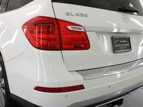 Used 2016 Mercedes-Benz GL 450 4MATIC w/ Premium I Package image 24