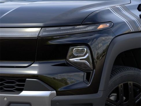 New 2026 Chevrolet Silverado EV LT AWD/4WD image 10