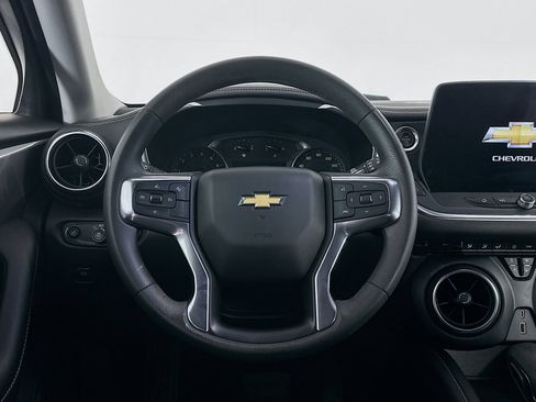 Used 2023 Chevrolet Blazer LT image 17