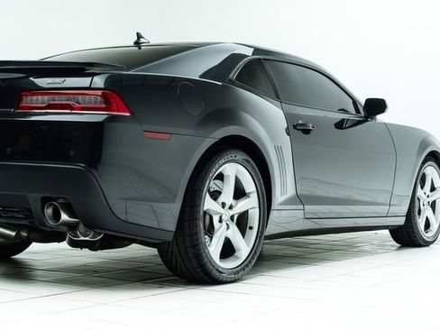 Used 2015 Chevrolet Camaro SS w/ RS Package image 13