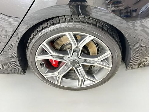 Used 2020 Kia Stinger GT2 AWD/4WD image 30