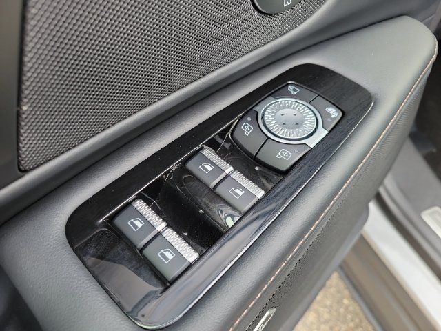 Used 2024 Lincoln Nautilus Reserve w/ Equipment Group 202A AWD/4WD image 10