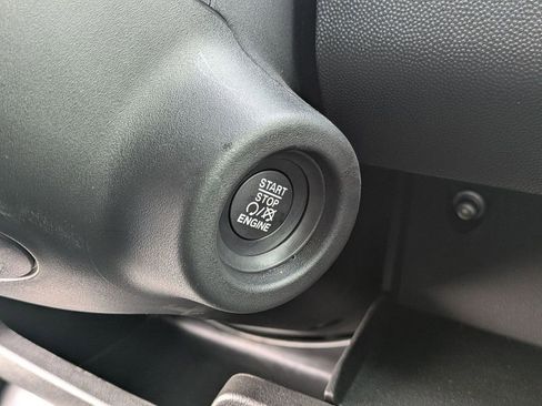 Used 2024 RAM ProMaster 2500 image 30