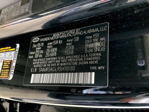 Used 2025 Hyundai Santa Fe SEL FWD image 32