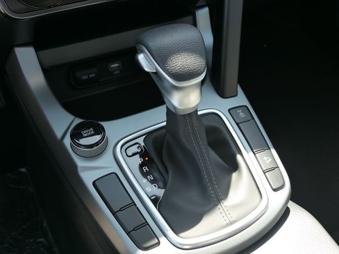 Used 2025 Kia Seltos LX image 22