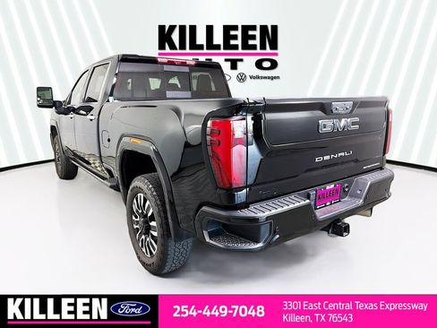 Used 2024 GMC Sierra 2500 Denali Ultimate image 6