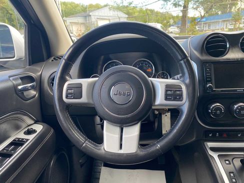 Used 2016 Jeep Compass High Altitude AWD/4WD image 17