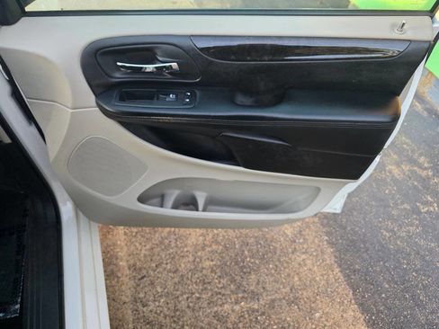 Used 2012 Dodge Grand Caravan Crew image 21