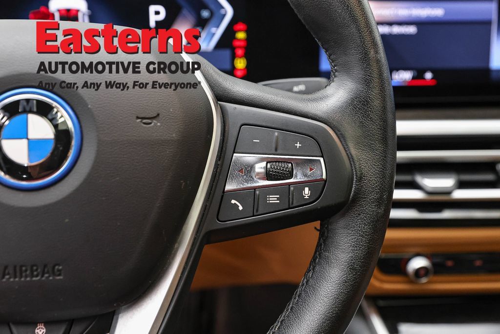 Used 2023 BMW i4 eDrive35 w/ Premium Package RWD image 16