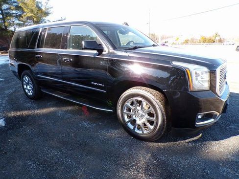 Used 2016 GMC Yukon XL Denali w/ Open Road Package image 6