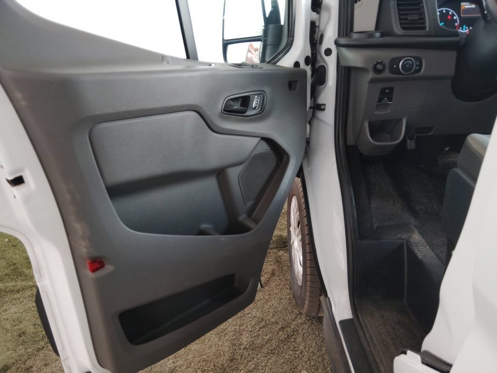 Used 2024 Ford Transit 350 XLT RWD image 20