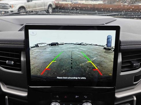 Used 2024 Ford Expedition Max XLT AWD/4WD image 32