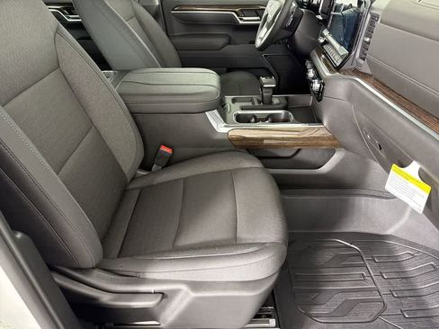 New 2026 GMC Sierra 1500 Elevation image 11