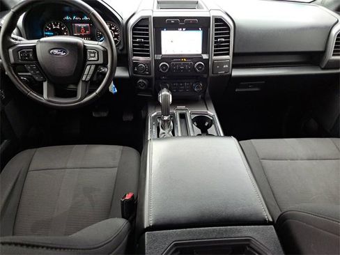 Used 2017 Ford F150 XLT w/ Equipment Group 302A Luxury image 10