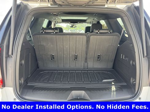 Used 2023 GMC Yukon SLT w/ SLT Luxury Package RWD image 29