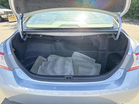Used 2010 Toyota Camry Hybrid FWD image 12
