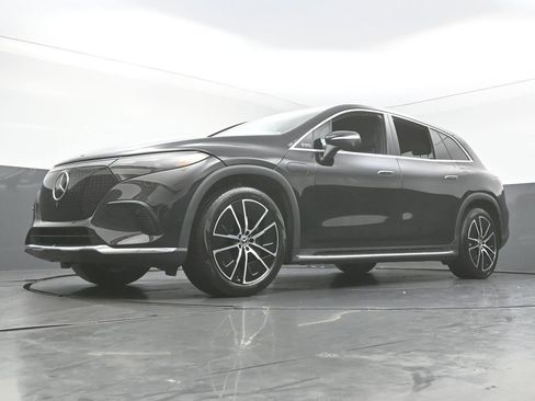 Used 2023 Mercedes-Benz EQS 450+ SUV image 49