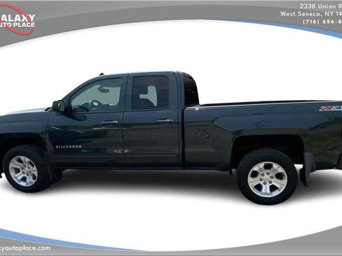 Used 2017 Chevrolet Silverado 1500 LT w/ All Star Edition AWD/4WD image 8