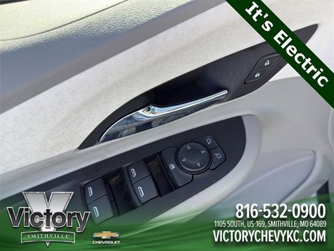 Used 2017 Chevrolet Bolt Premier image 12