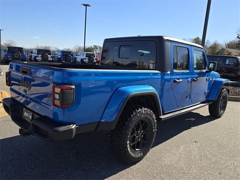 New 2026 Jeep Gladiator Willys image 3