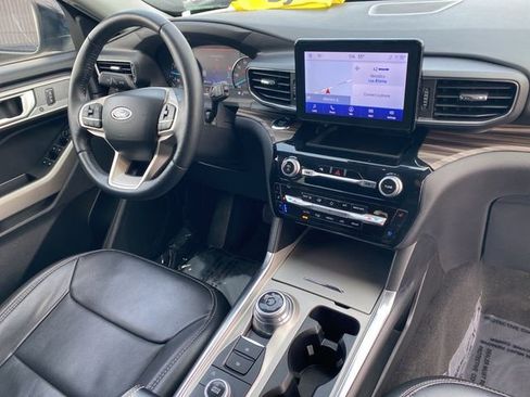 Used 2023 Ford Explorer Limited image 30