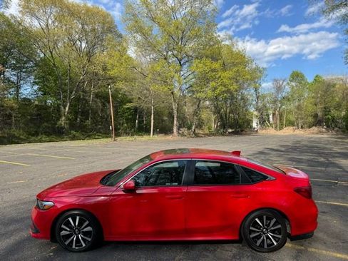Used 2024 Honda Civic EX image 7