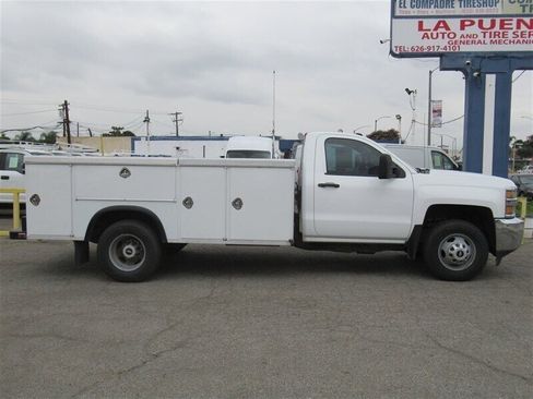 Used 2015 Chevrolet Silverado 3500 W/T RWD image 2