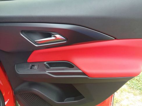 Used 2025 Chevrolet Equinox EV RS image 34