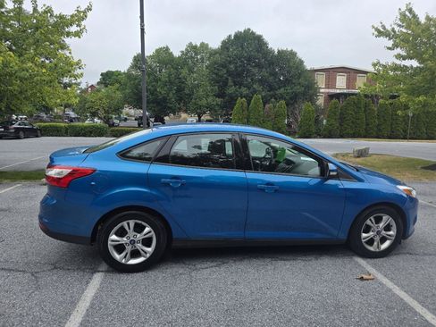 Used 2013 Ford Focus SE w/ Interior Protection Pkg FWD image 7