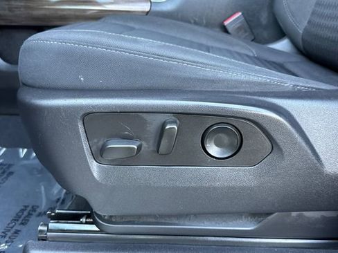 Used 2022 Chevrolet Silverado 1500 RST image 13