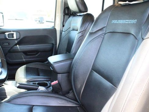 Used 2022 Jeep Wrangler Unlimited Rubicon 4xe AWD/4WD image 41
