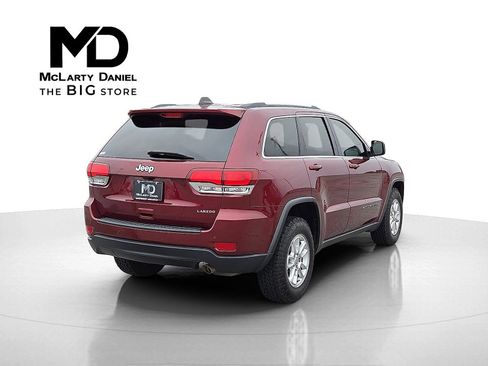 Used 2020 Jeep Grand Cherokee Laredo image 5