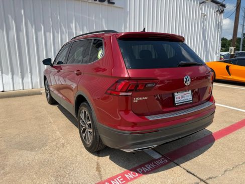 Used 2019 Volkswagen Tiguan SE FWD image 4