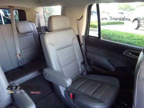 Used 2015 GMC Yukon Denali w/ Open Road Package AWD/4WD image 17