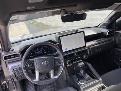 Used 2024 Toyota Tacoma TRD Off-Road w/ TRD Off Road Upgrade Package AWD/4WD image 13