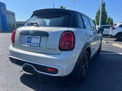 Used 2019 MINI Cooper S FWD image 5