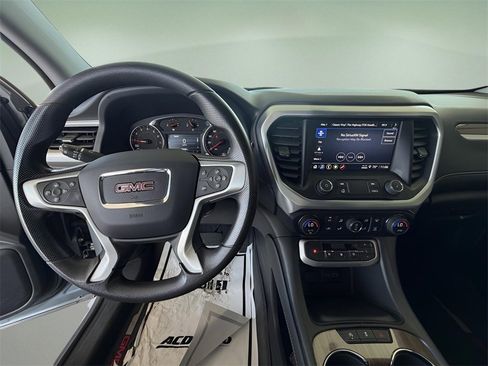 Used 2023 GMC Acadia SLE w/ Driver Convenience Package image 33