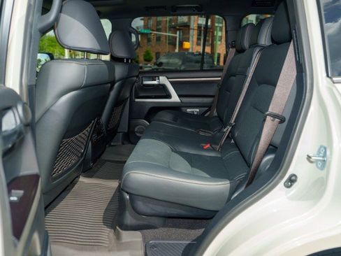 Used 2020 Toyota Land Cruiser Heritage Edition AWD/4WD image 15