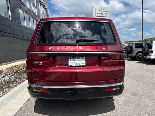 Used 2024 Jeep Wagoneer 4WD w/ Convenience Group I image 4