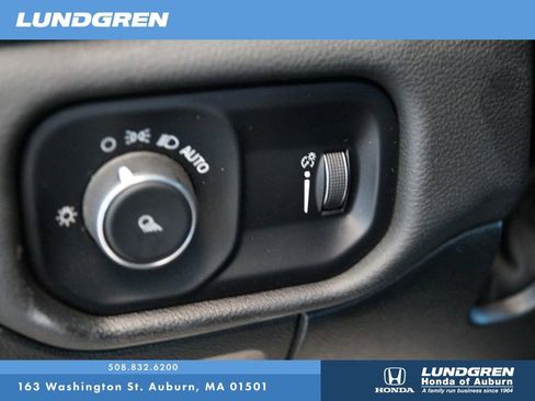 Used 2024 RAM 1500 Laramie image 17