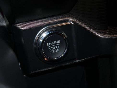 Used 2025 Ford F150 Raptor AWD/4WD image 33