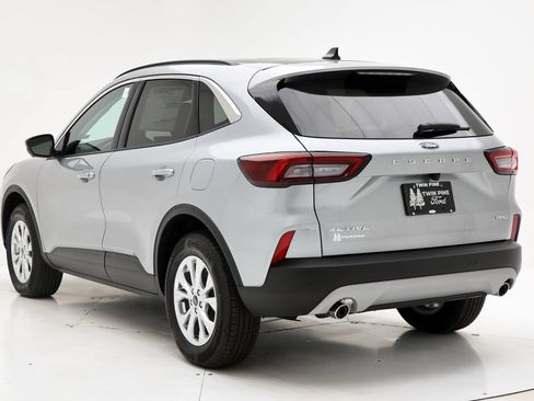 New 2024 Ford Escape Active w/ Tech Pack #2 AWD/4WD image 4