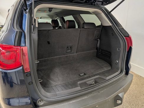 Used 2012 Chevrolet Traverse LT image 15