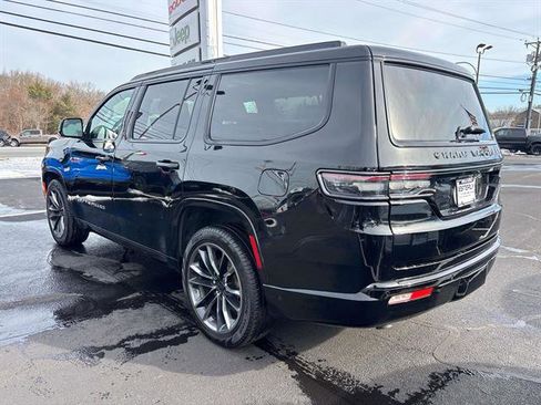 Certified 2025 Jeep Grand Wagoneer Series II Obsidian w/ Quick Order Packagew 28T image 4